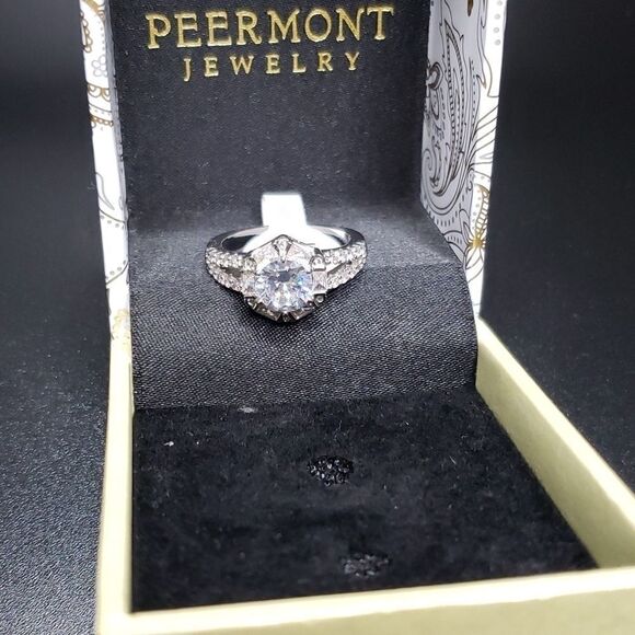 White Gold Cushion Cut Engagement Ring - Picture 5 of 7